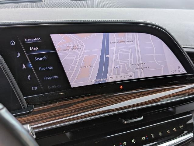 2023 Cadillac Escalade 4WD Premium Luxury