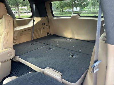 2019 Cadillac Escalade 4WD Platinum