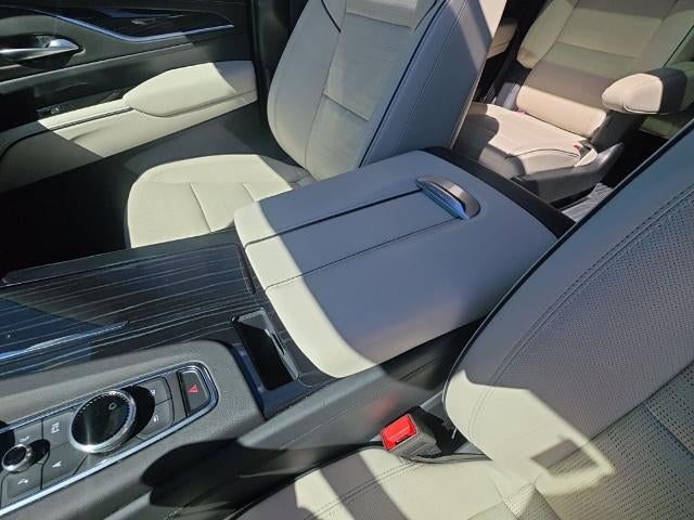 2024 Cadillac Escalade 4WD Sport