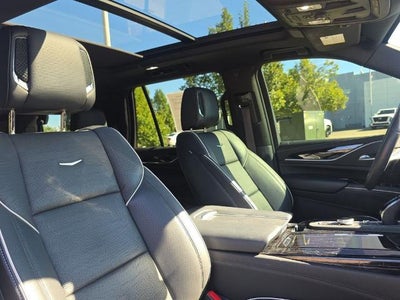 2023 Cadillac Escalade 4WD Sport