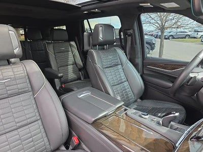 2024 Cadillac Escalade 4WD Sport Platinum