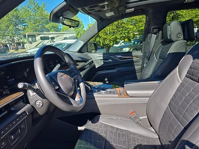 2024 Cadillac Escalade 4WD Sport Platinum