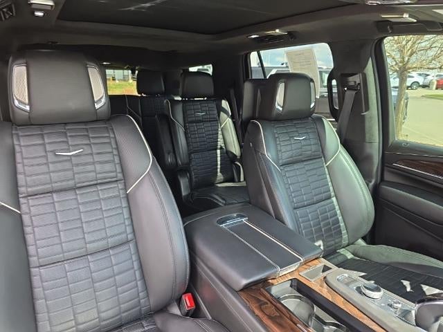 2022 Cadillac Escalade 4WD Sport Platinum