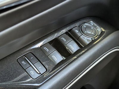 2022 Cadillac Escalade 4WD Sport Platinum
