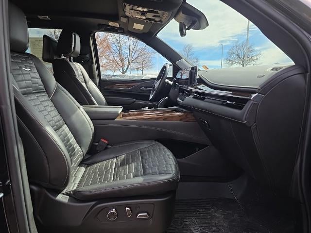 2023 Cadillac Escalade 4WD Sport Platinum