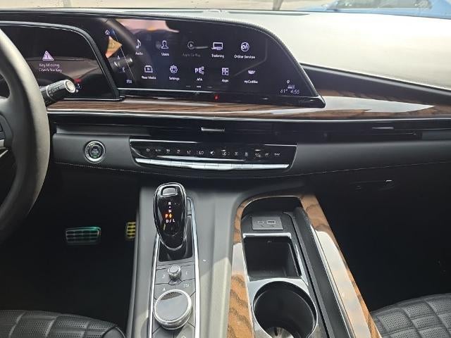 2023 Cadillac Escalade 4WD Sport Platinum
