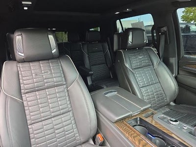 2023 Cadillac Escalade 4WD Sport Platinum