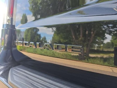 2023 Cadillac Escalade 4WD Sport Platinum