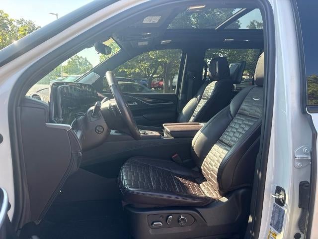 2023 Cadillac Escalade 4WD Sport Platinum