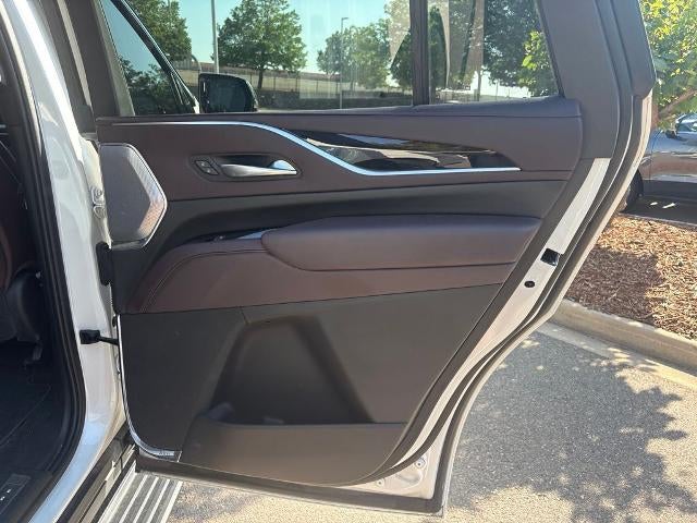2023 Cadillac Escalade 4WD Sport Platinum