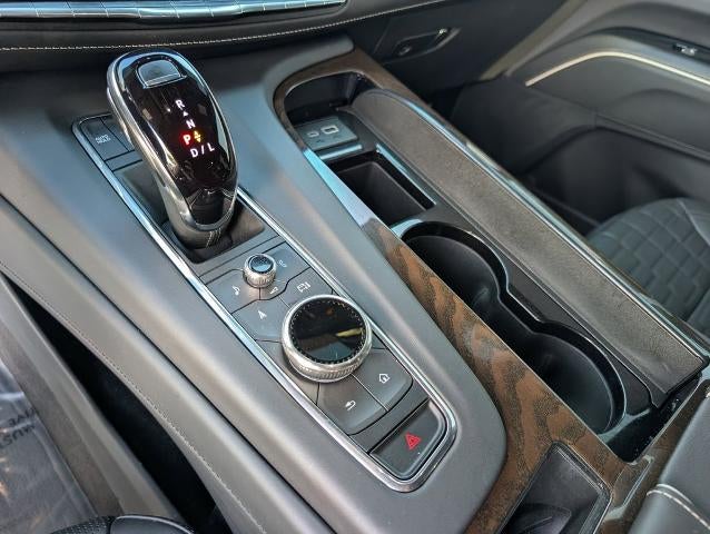 2024 Cadillac Escalade 4WD Sport Platinum