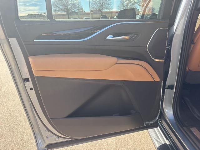 2024 Cadillac Escalade ESV 4WD Premium Luxury