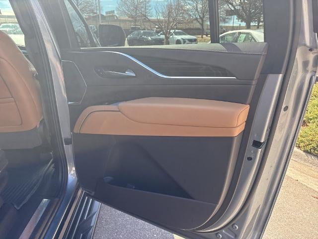 2024 Cadillac Escalade ESV 4WD Premium Luxury