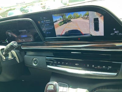 2023 Cadillac Escalade ESV 4WD Premium Luxury