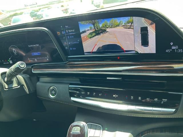 2023 Cadillac Escalade ESV 4WD Premium Luxury