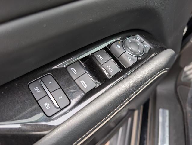 2023 Cadillac Escalade ESV 4WD Premium Luxury