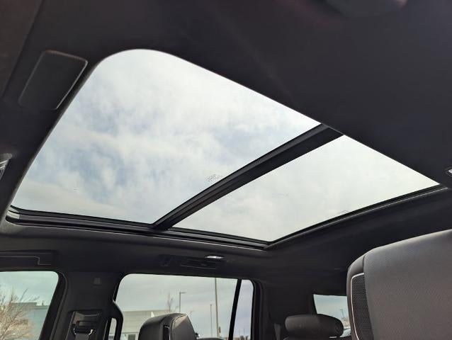 2023 Cadillac Escalade ESV 4WD Premium Luxury