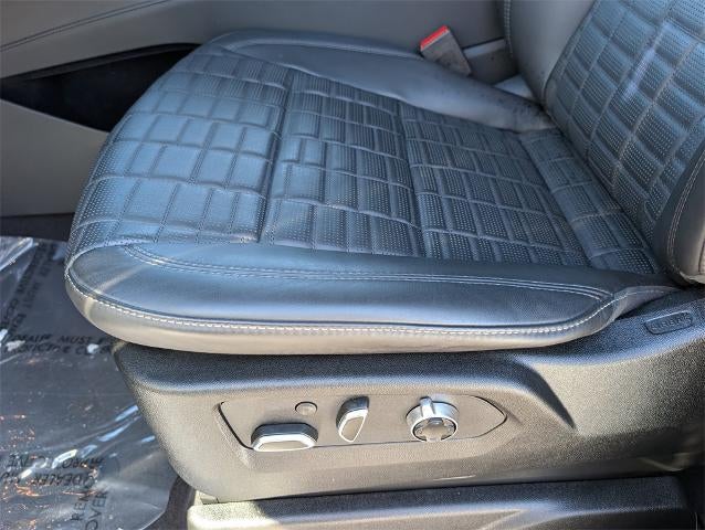 2023 Cadillac Escalade ESV 4WD Premium Luxury Platinum