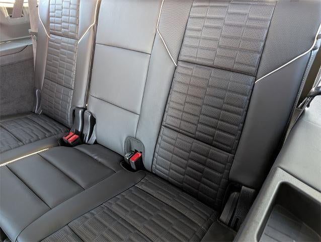 2023 Cadillac Escalade ESV 4WD Premium Luxury Platinum