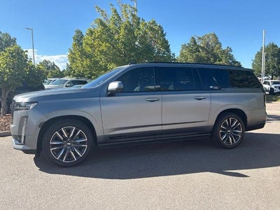 2022 Cadillac Escalade ESV 4WD Sport