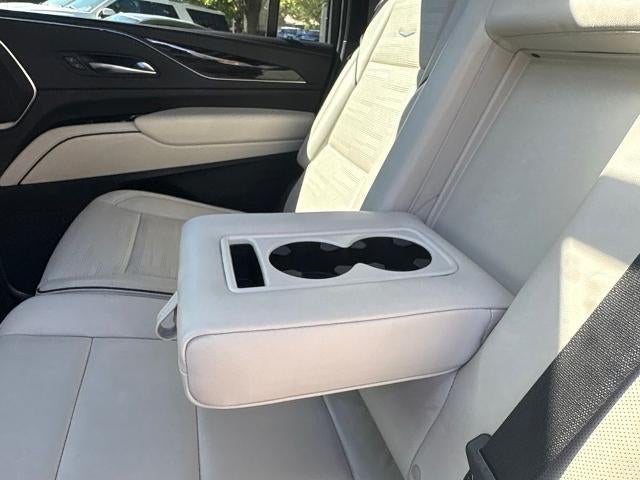 2022 Cadillac Escalade ESV 4WD Sport