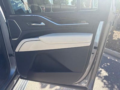 2022 Cadillac Escalade ESV 4WD Sport