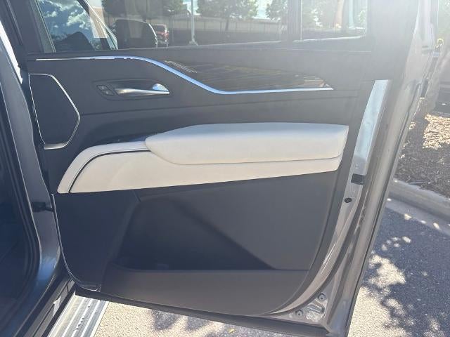 2022 Cadillac Escalade ESV 4WD Sport