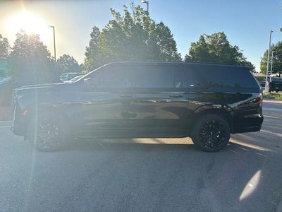 2023 Cadillac Escalade ESV 4WD Sport Platinum