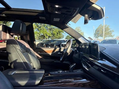 2023 Cadillac Escalade ESV 4WD Sport Platinum