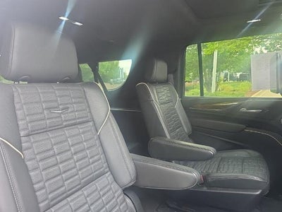 2024 Cadillac Escalade ESV 4WD Sport Platinum
