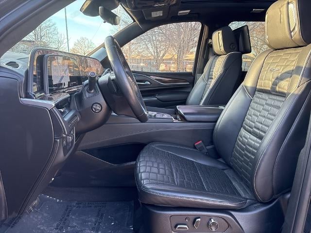 2023 Cadillac Escalade ESV 4WD Sport Platinum