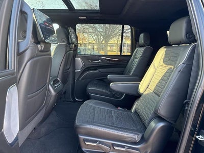 2023 Cadillac Escalade ESV 4WD Sport Platinum