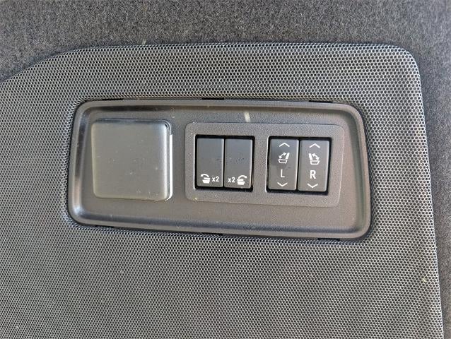 2023 Cadillac Escalade ESV 4WD Sport Platinum