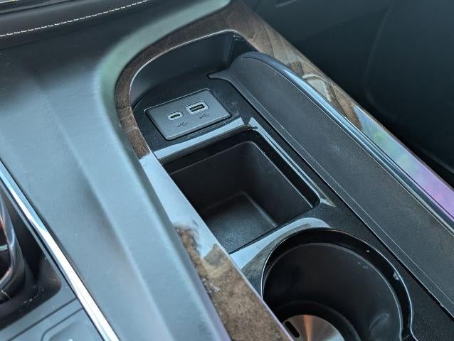 2023 Cadillac Escalade ESV 4WD Sport Platinum