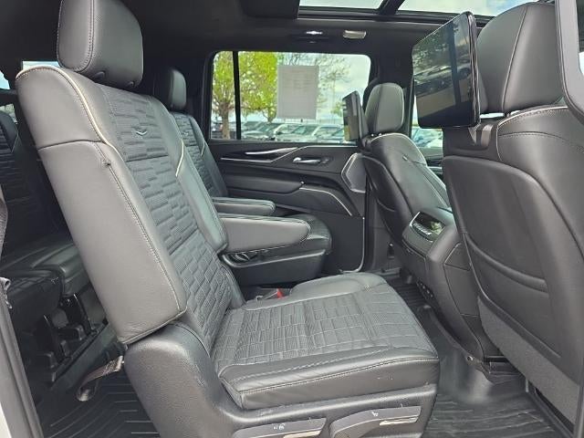 2023 Cadillac Escalade ESV AWD V-Series