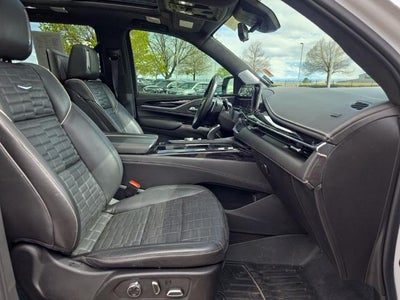 2023 Cadillac Escalade ESV AWD V-Series