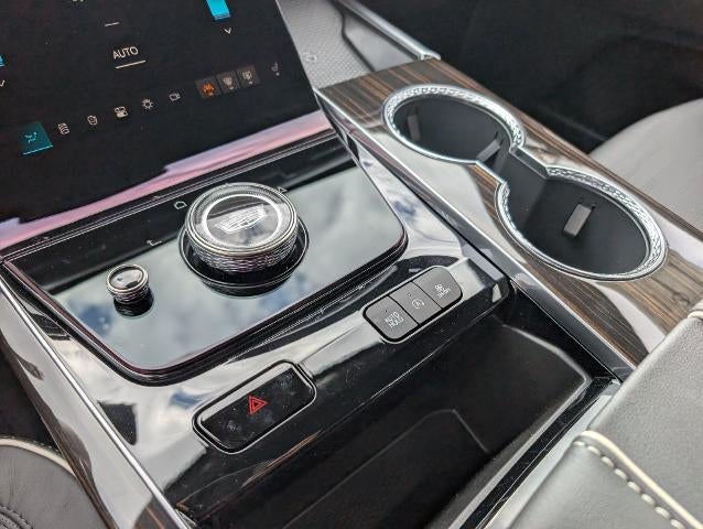 2027 Cadillac Escalade 4WD Luxury