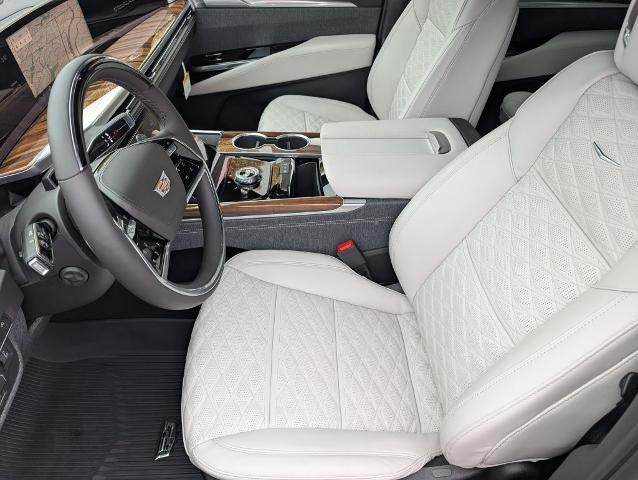 2027 Cadillac Escalade 4WD Platinum Sport