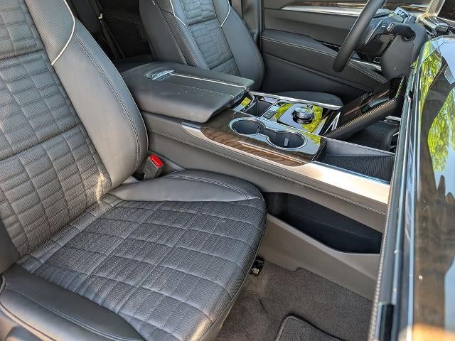 2026 Cadillac Escalade 4WD Platinum Sport