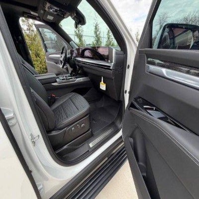 2025 Cadillac Escalade AWD V-Series