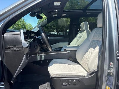 2025 Cadillac Escalade AWD V-Series