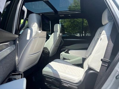 2025 Cadillac Escalade AWD V-Series