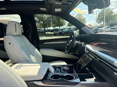 2025 Cadillac Escalade AWD V-Series