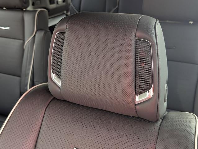 2026 Cadillac Escalade ESV 4WD Luxury