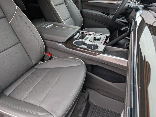 2027 Cadillac Escalade ESV 4WD Luxury