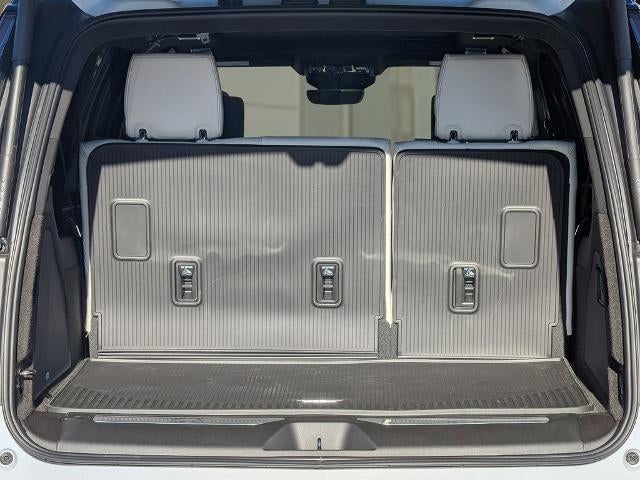 2026 Cadillac Escalade ESV 4WD Platinum Luxury