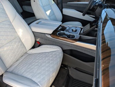 2027 Cadillac Escalade ESV 4WD Platinum Sport