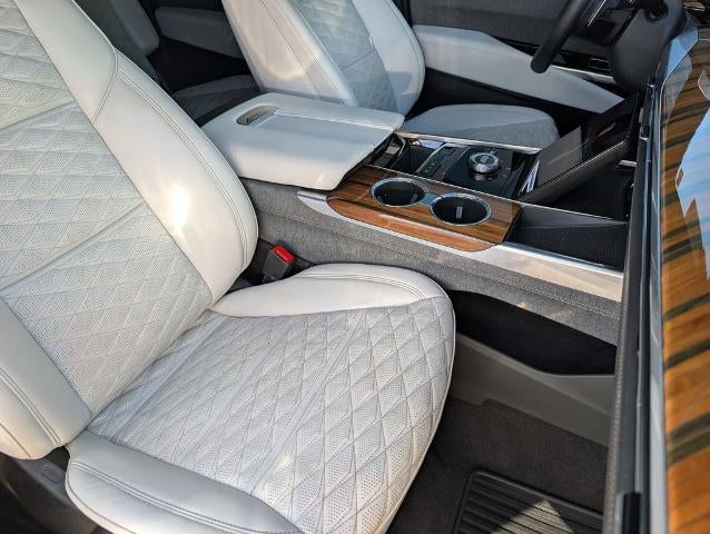 2025 Cadillac Escalade ESV 4WD Sport Platinum