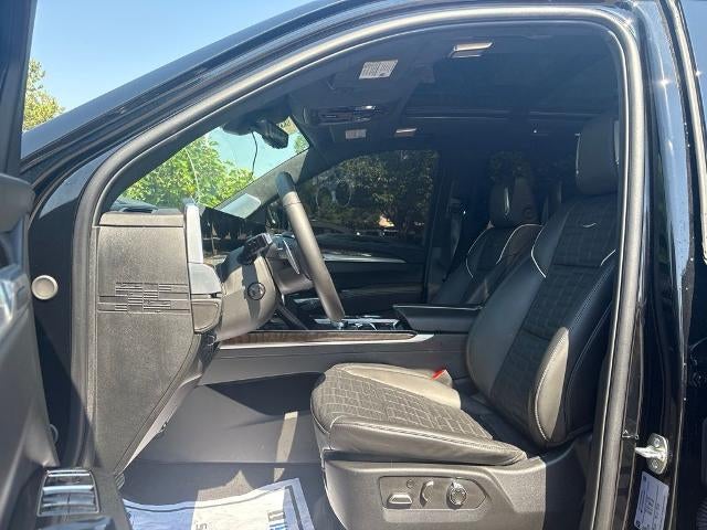 2025 Cadillac Escalade ESV 4WD Sport Platinum