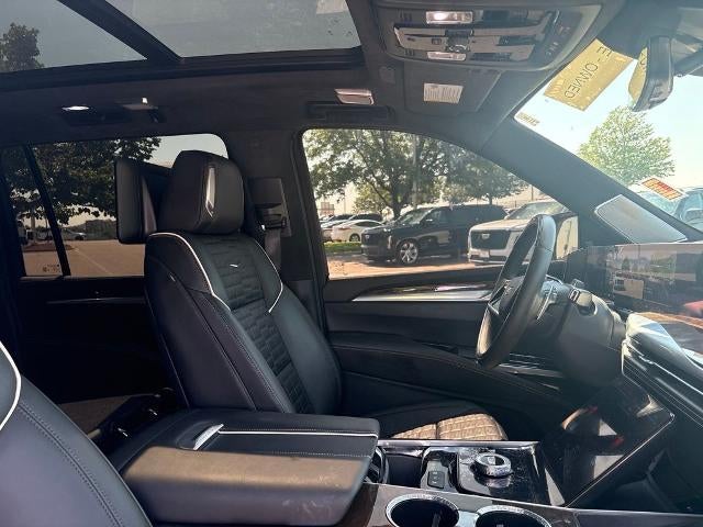 2025 Cadillac Escalade ESV 4WD Sport Platinum